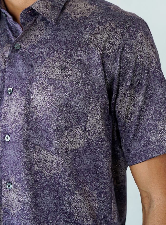 SIGNATURE PERINEUM PRINTED PARTY SHORT SLEEVE SHIRT